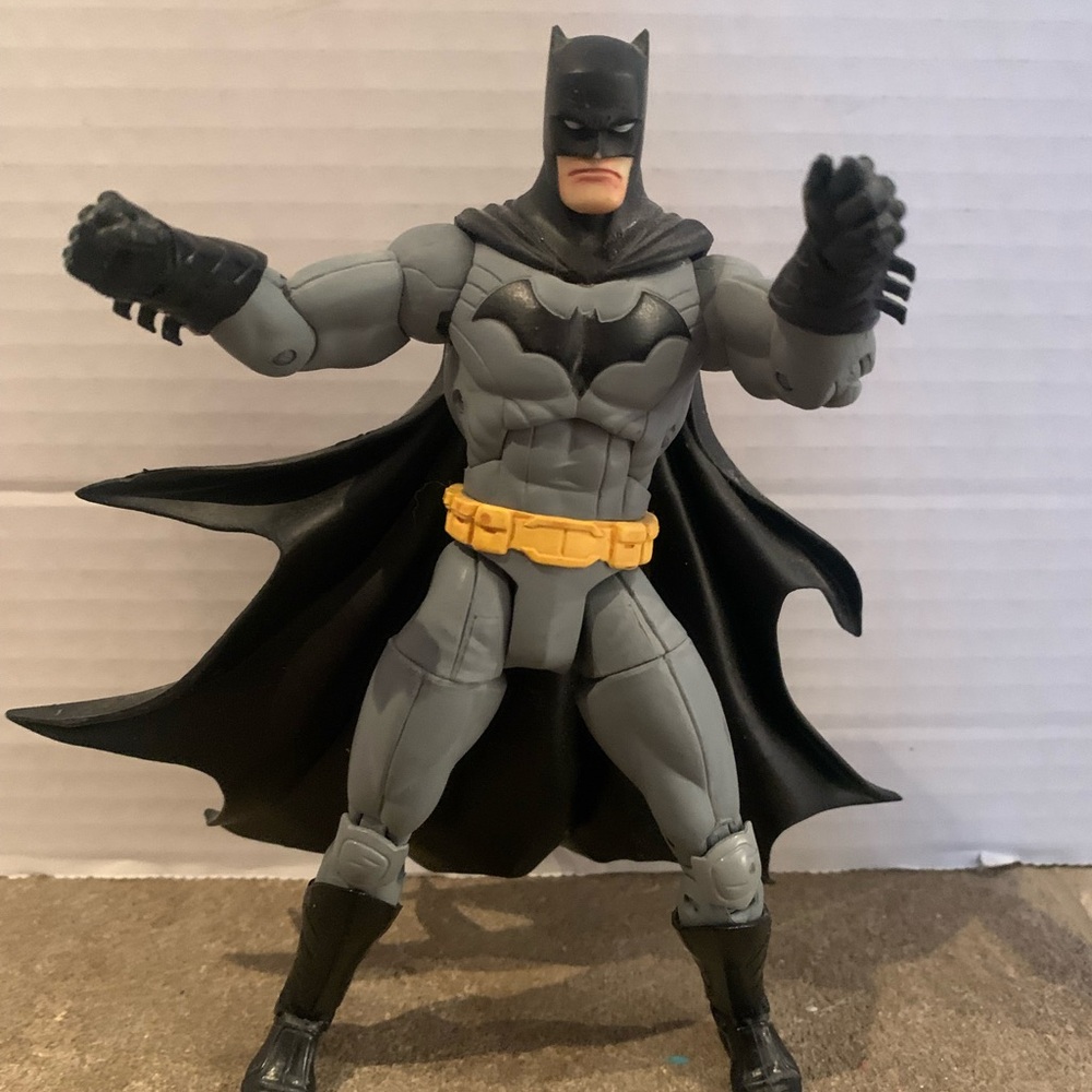 DC Designers Series 1 Batman Action Figure (Greg Capullo)